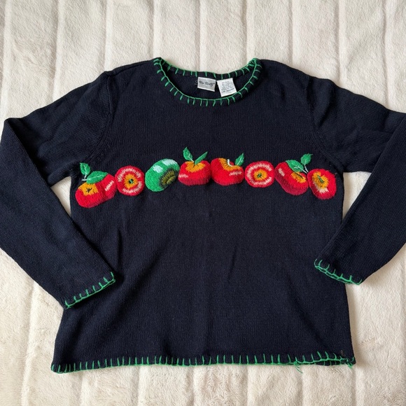 Vintage Sweaters - Vintage 90s Apple Embroidered Novelty Sweater Size Large